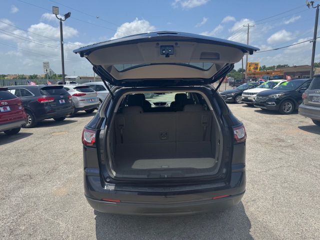 2017 CHEVROLET TRAVERSE LS Grand Prairie TX