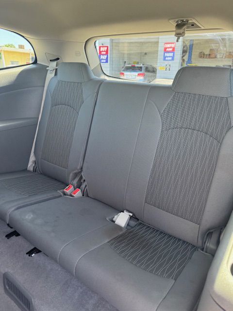 2017 CHEVROLET TRAVERSE LS Grand Prairie TX