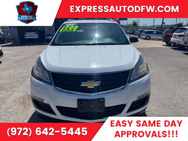 2017 CHEVROLET TRAVERSE LS