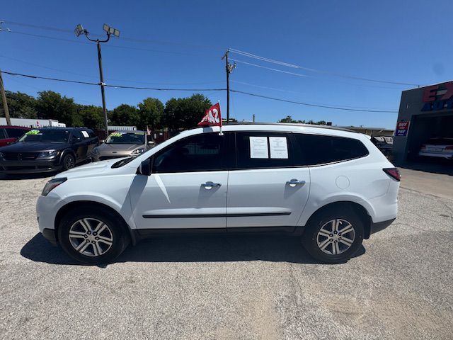 2017 CHEVROLET TRAVERSE LS