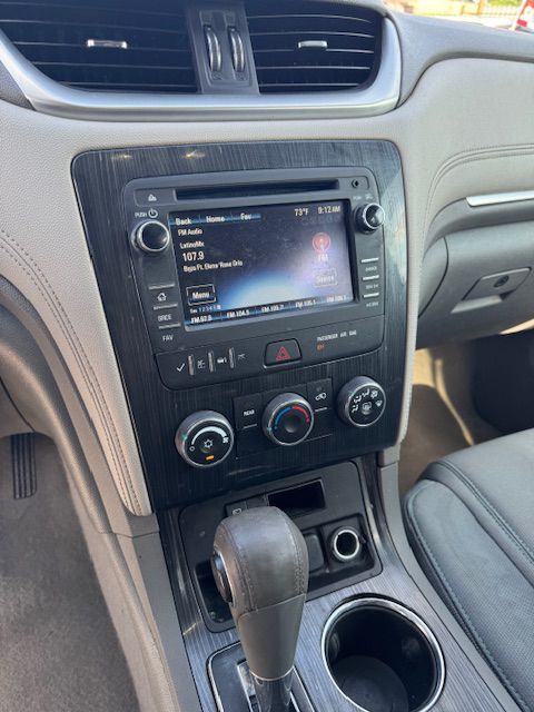2017 CHEVROLET TRAVERSE LT Grand Prairie TX