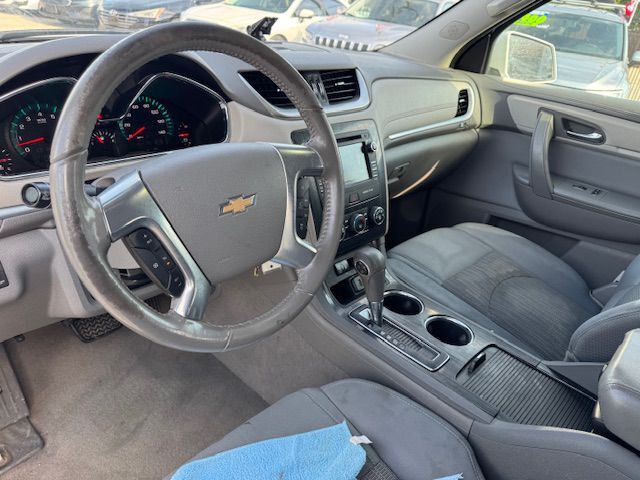 2017 CHEVROLET TRAVERSE LT Grand Prairie TX