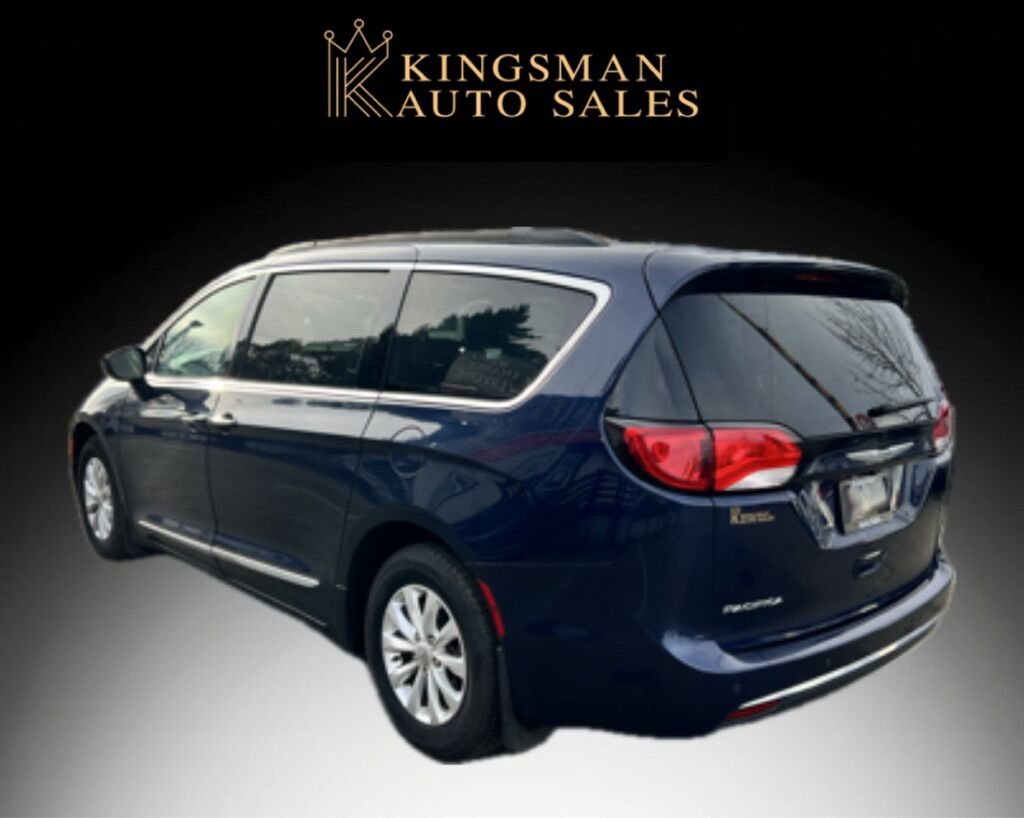 2017 CHRYSLER PACIFICA TOURING PLUS