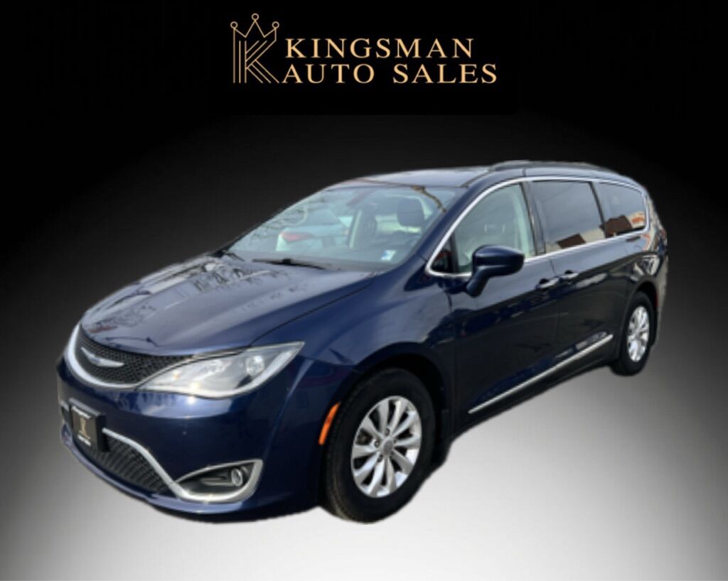 2017 CHRYSLER PACIFICA TOURING PLUS