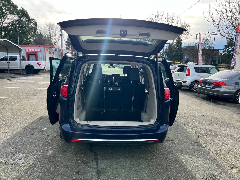 2017 CHRYSLER PACIFICA TOURING PLUS Des Moines WA
