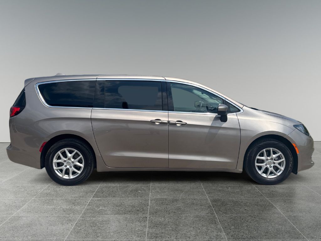 2017 CHRYSLER PACIFICA TOURING Toledo OH