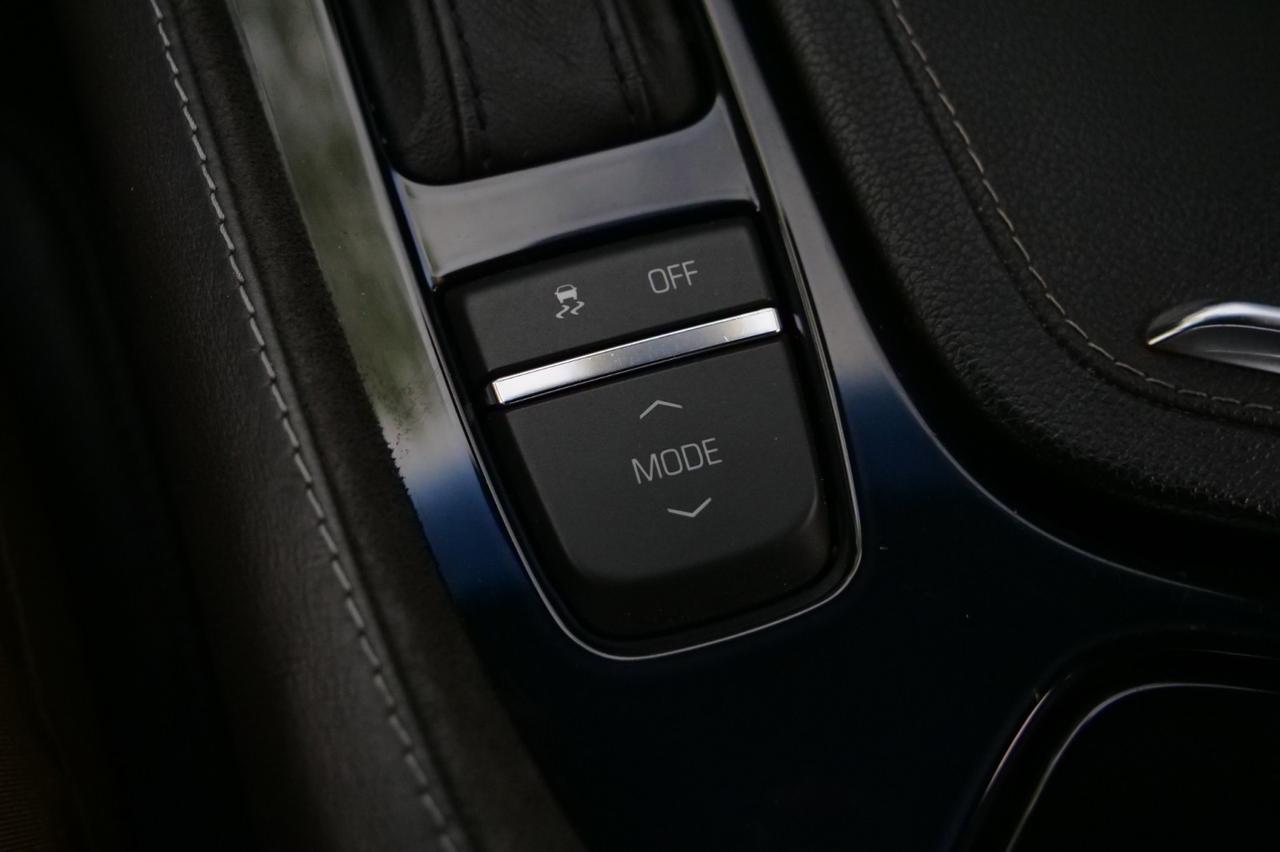 2017 Cadillac CTS Sedan V-Sport Premium / Twin Turbo / Bose Audio! Lincolnton NC