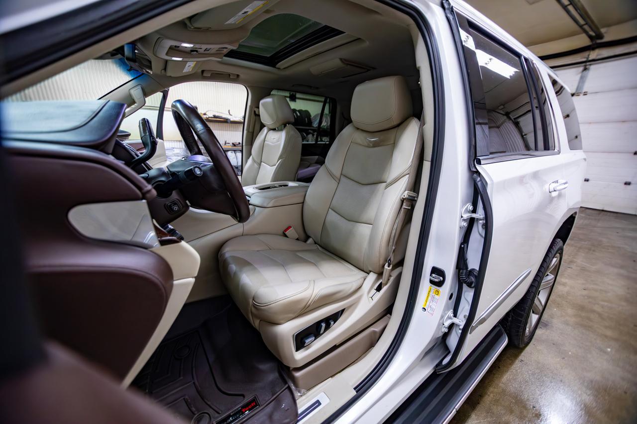 2017 Cadillac Escalade AWD Premium Luxury Leather Roof Nav BCam Red Deer AB