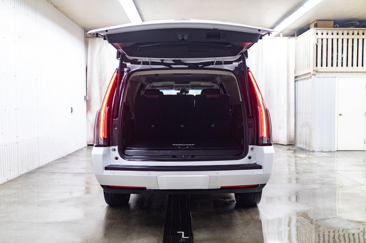 2017 Cadillac Escalade ESV AWD Premium Luxury Leather Roof Nav TV's Red Deer AB