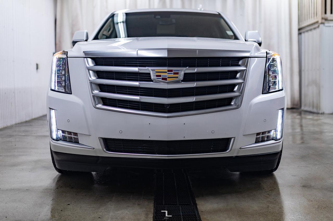 2017 Cadillac Escalade ESV AWD Premium Luxury Leather Roof Nav TV's Red Deer AB