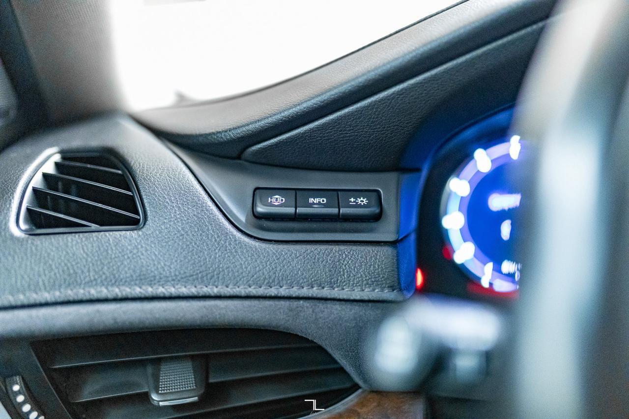 2017 Cadillac Escalade ESV AWD Premium Luxury Leather Roof Nav TV's Red Deer AB