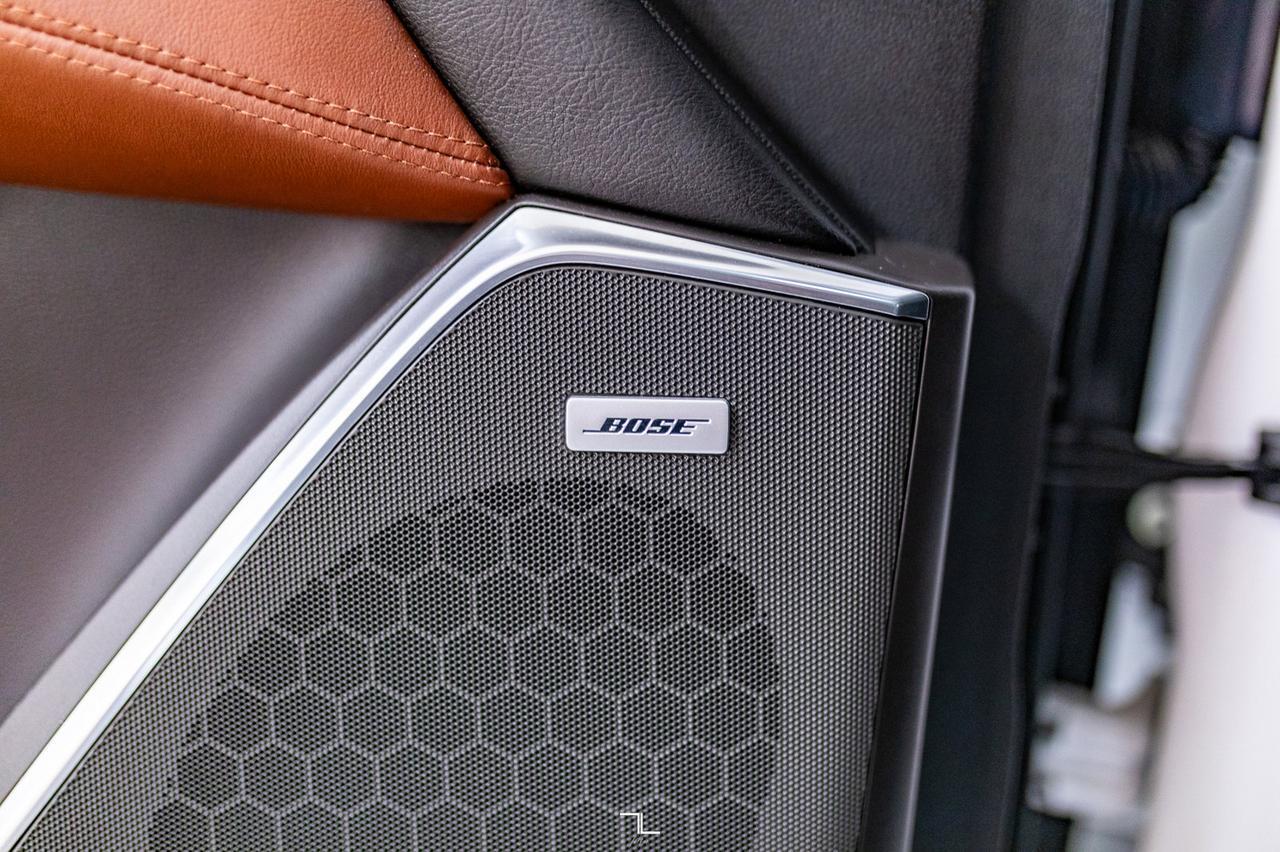 2017 Cadillac Escalade ESV AWD Premium Luxury Leather Roof Nav TV's Red Deer AB