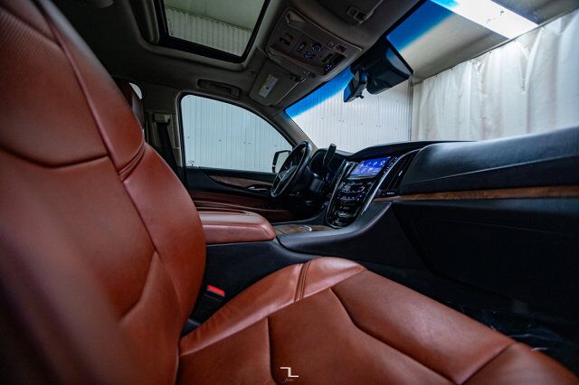 2017 Cadillac Escalade ESV AWD Premium Luxury Leather Roof Nav TV's Red Deer AB