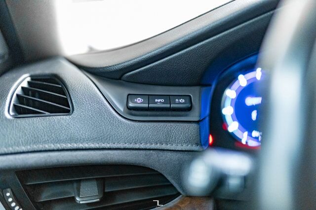 2017 Cadillac Escalade ESV AWD Premium Luxury Leather Roof Nav TV's Red Deer AB