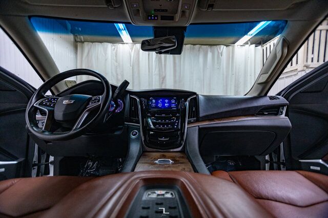 2017 Cadillac Escalade ESV AWD Premium Luxury Leather Roof Nav TV's Red Deer AB