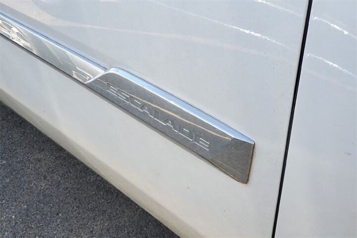 2017 Cadillac Escalade ESV Luxury  TX