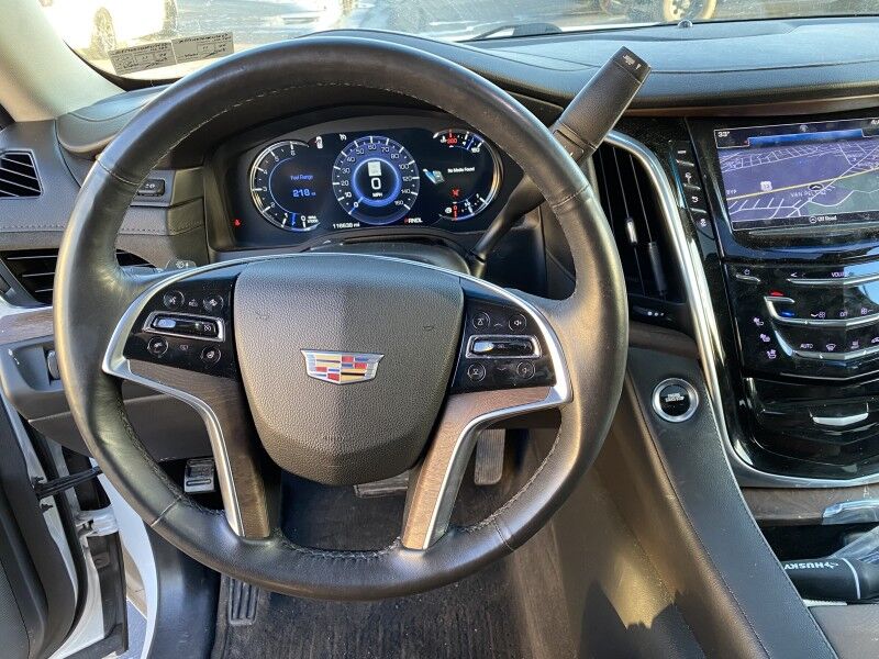 2017 Cadillac Escalade ESV Luxury