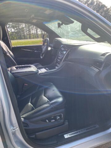 2017 Cadillac Escalade ESV Platinum