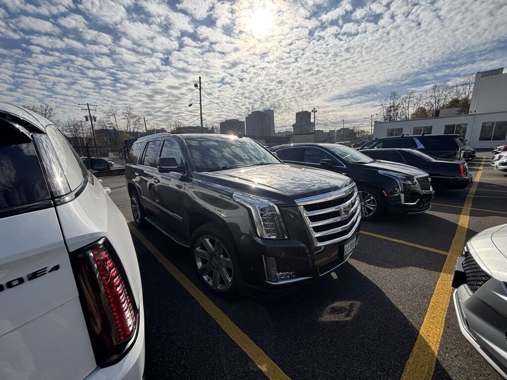 2017 Cadillac Escalade Luxury AKRON OH