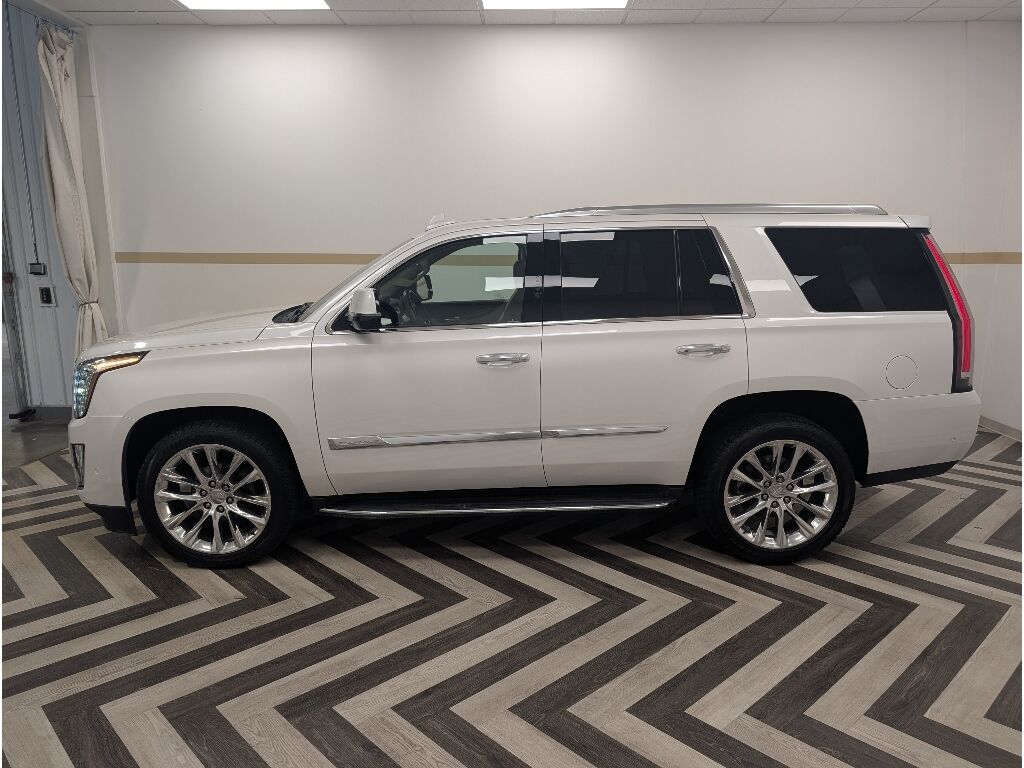 2017 Cadillac Escalade Luxury Gasoline/E85