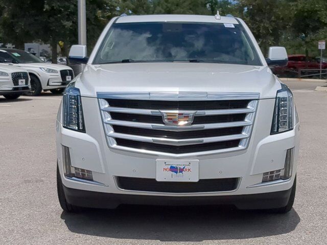 2017 Cadillac Escalade Luxury