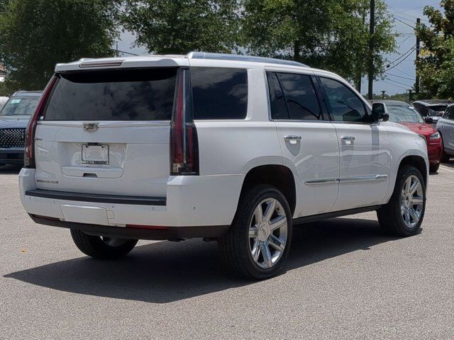 2017 Cadillac Escalade Luxury