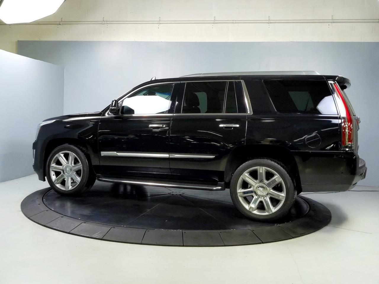 2017 Cadillac Escalade Luxury St. Charles  IL