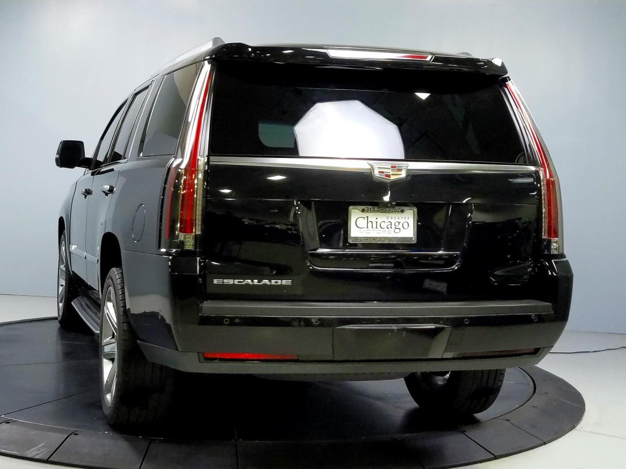 2017 Cadillac Escalade Luxury St. Charles  IL