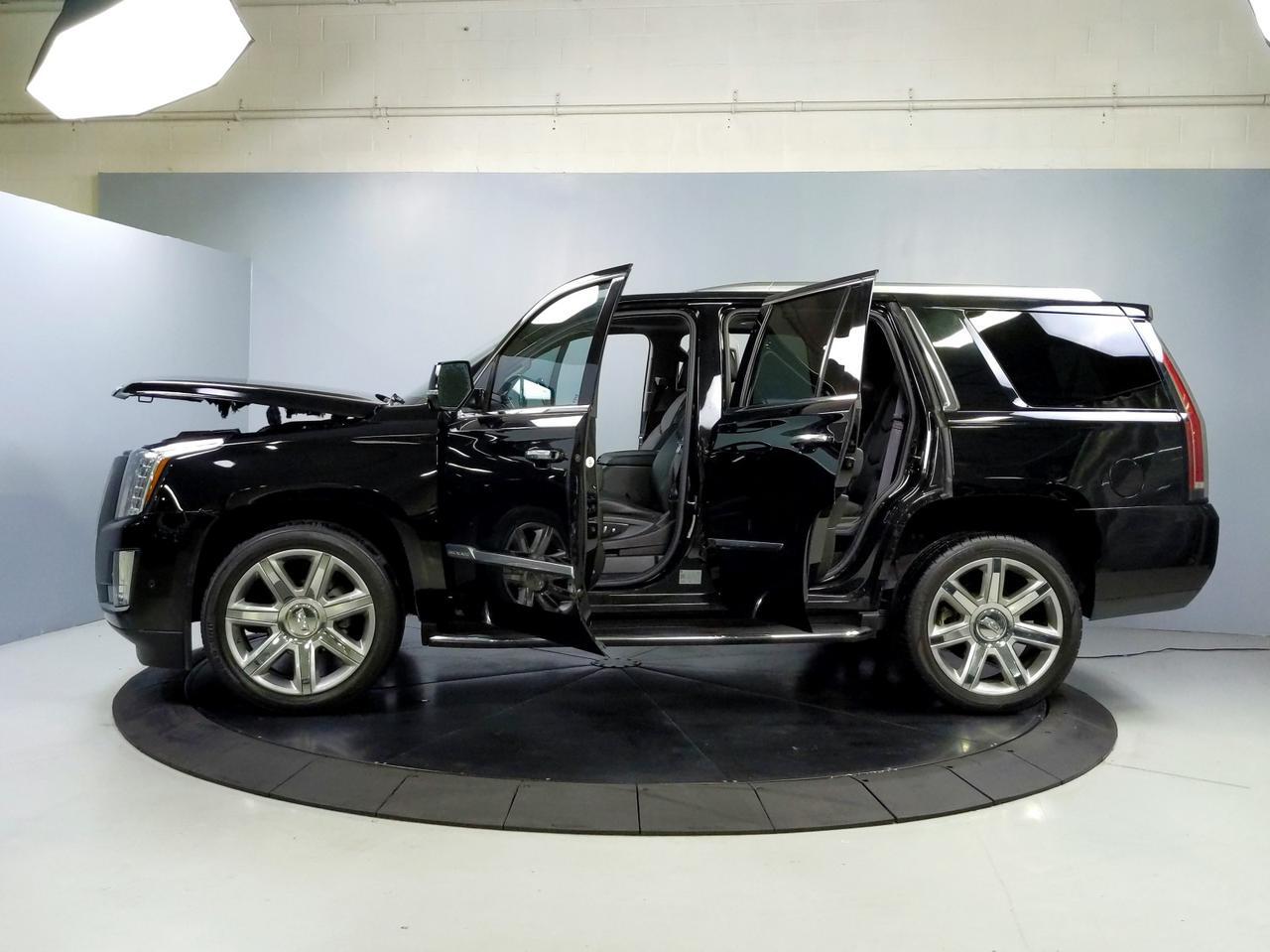 2017 Cadillac Escalade Luxury St. Charles  IL