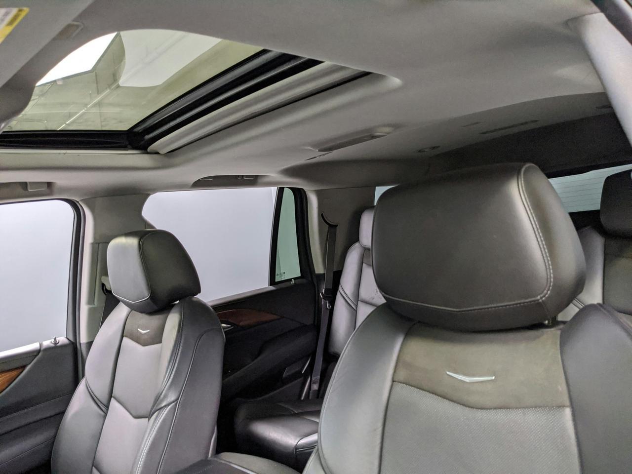 2017 Cadillac Escalade Luxury St. Charles  IL