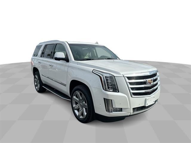 2017 Cadillac Escalade Luxury