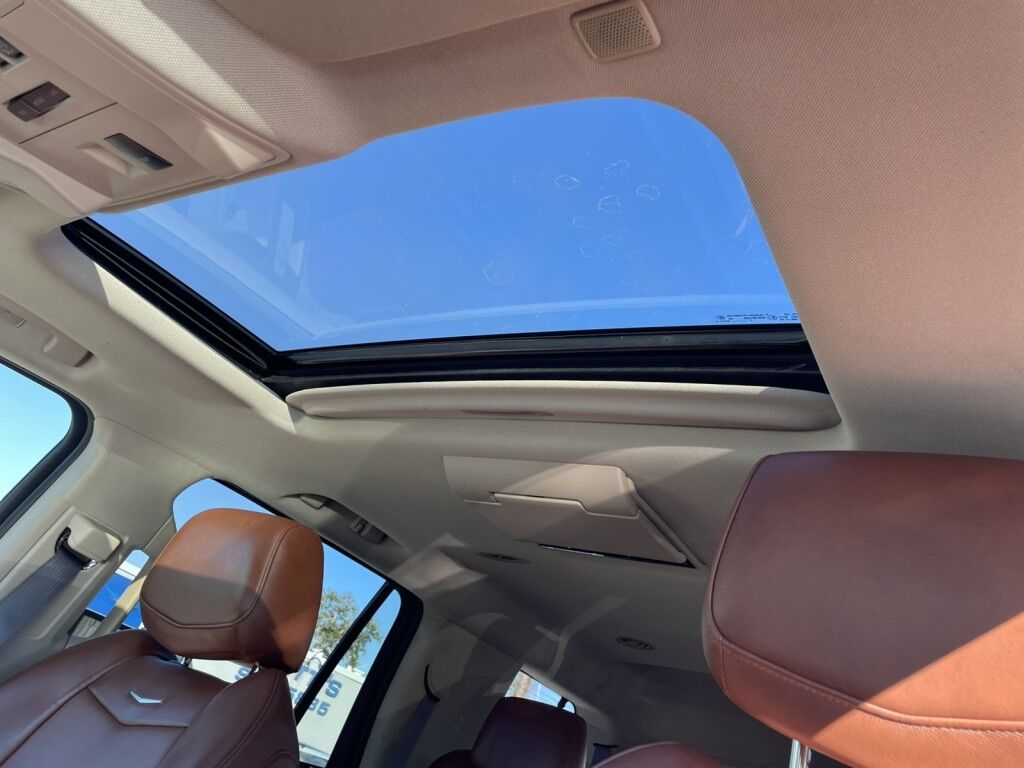 2017 Cadillac Escalade PREMIUM LUXURY~CLEAN CARFAX~BOSE SOUND SYSTEM~REAR ENTERTAINMENT~ONLINE FINANCE AND SHIPPING AVAILABLE!!! Sarasota FL