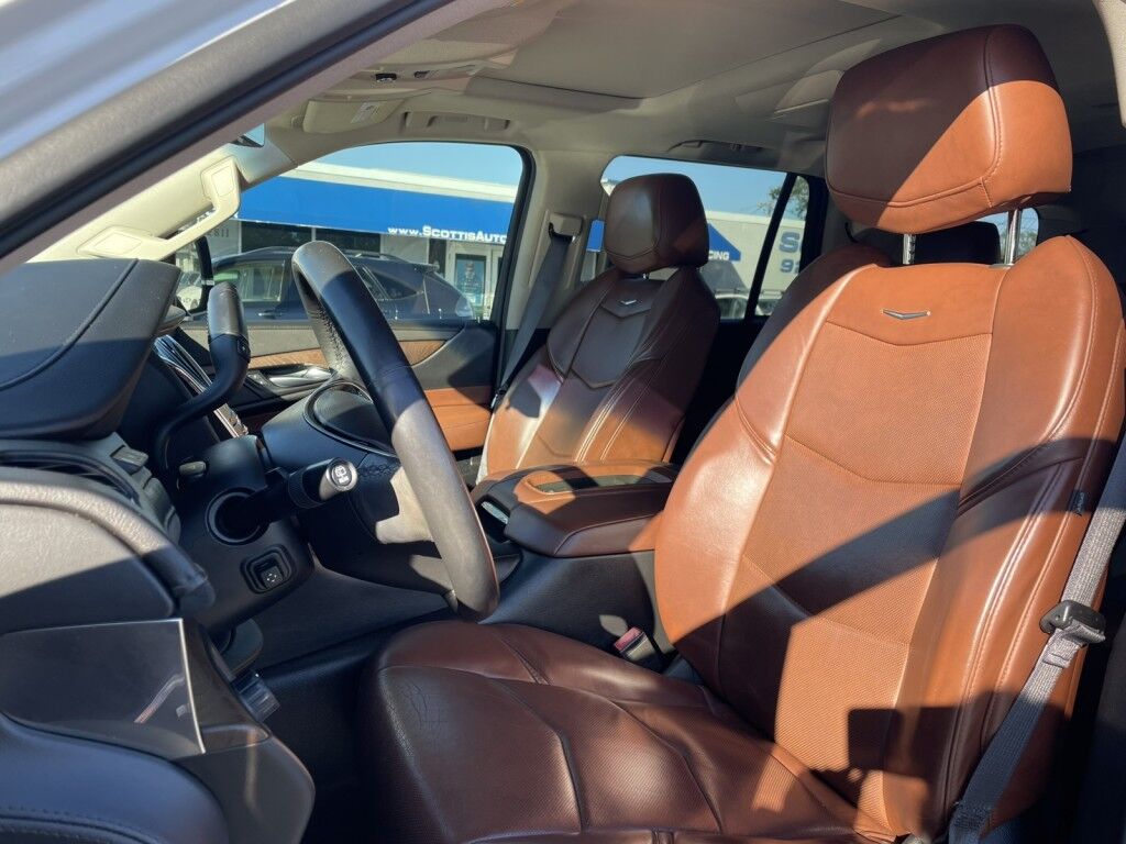 2017 Cadillac Escalade PREMIUM LUXURY~CLEAN CARFAX~BOSE SOUND SYSTEM~REAR ENTERTAINMENT~ONLINE FINANCE AND SHIPPING AVAILABLE!!! Sarasota FL