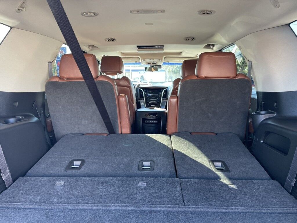 2017 Cadillac Escalade PREMIUM LUXURY~CLEAN CARFAX~BOSE SOUND SYSTEM~REAR ENTERTAINMENT~ONLINE FINANCE AND SHIPPING AVAILABLE!!! Sarasota FL