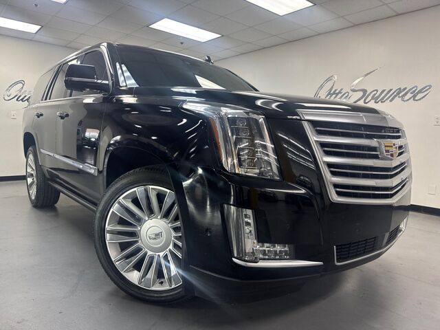 2017 Cadillac Escalade Platinum's photo