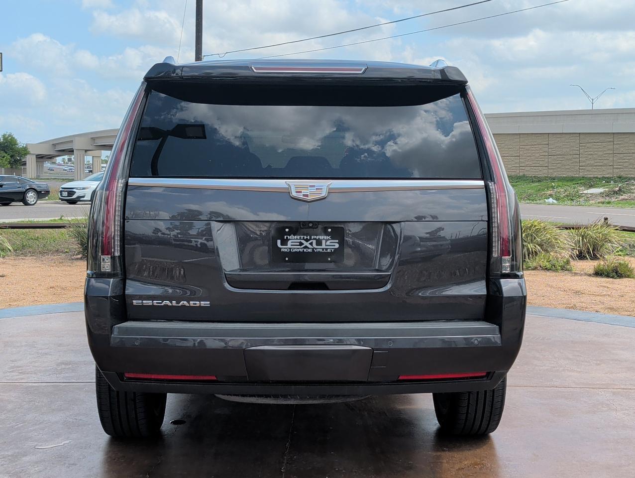 2017 Cadillac Escalade Premium Luxury