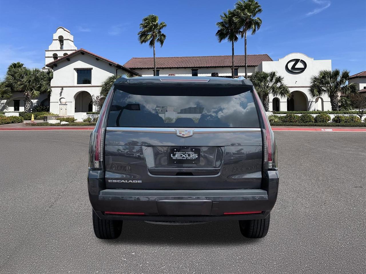 2017 Cadillac Escalade Premium Luxury