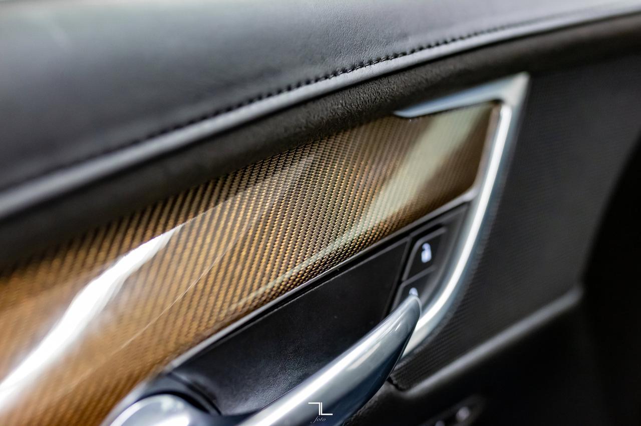 2017 Cadillac XT5 AWD Platinum Leather Roof Nav BCam Red Deer AB