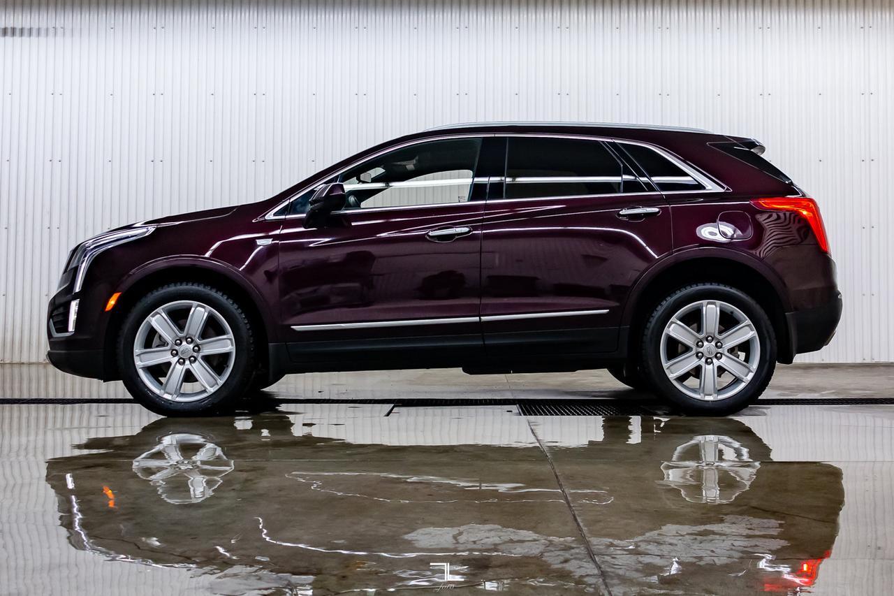2017 Cadillac XT5 AWD Platinum Leather Roof Nav BCam Red Deer AB
