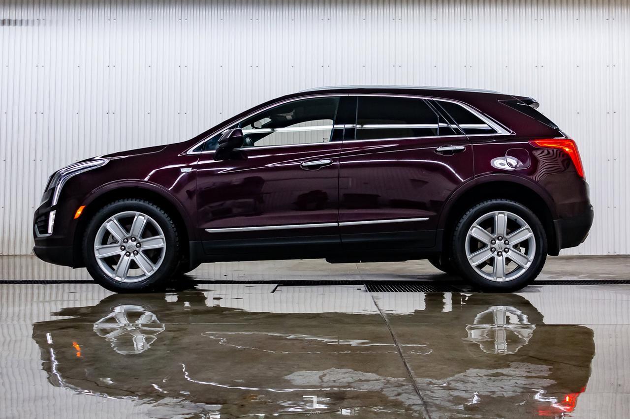 2017 Cadillac XT5 AWD Platinum Leather Roof Nav BCam Red Deer AB