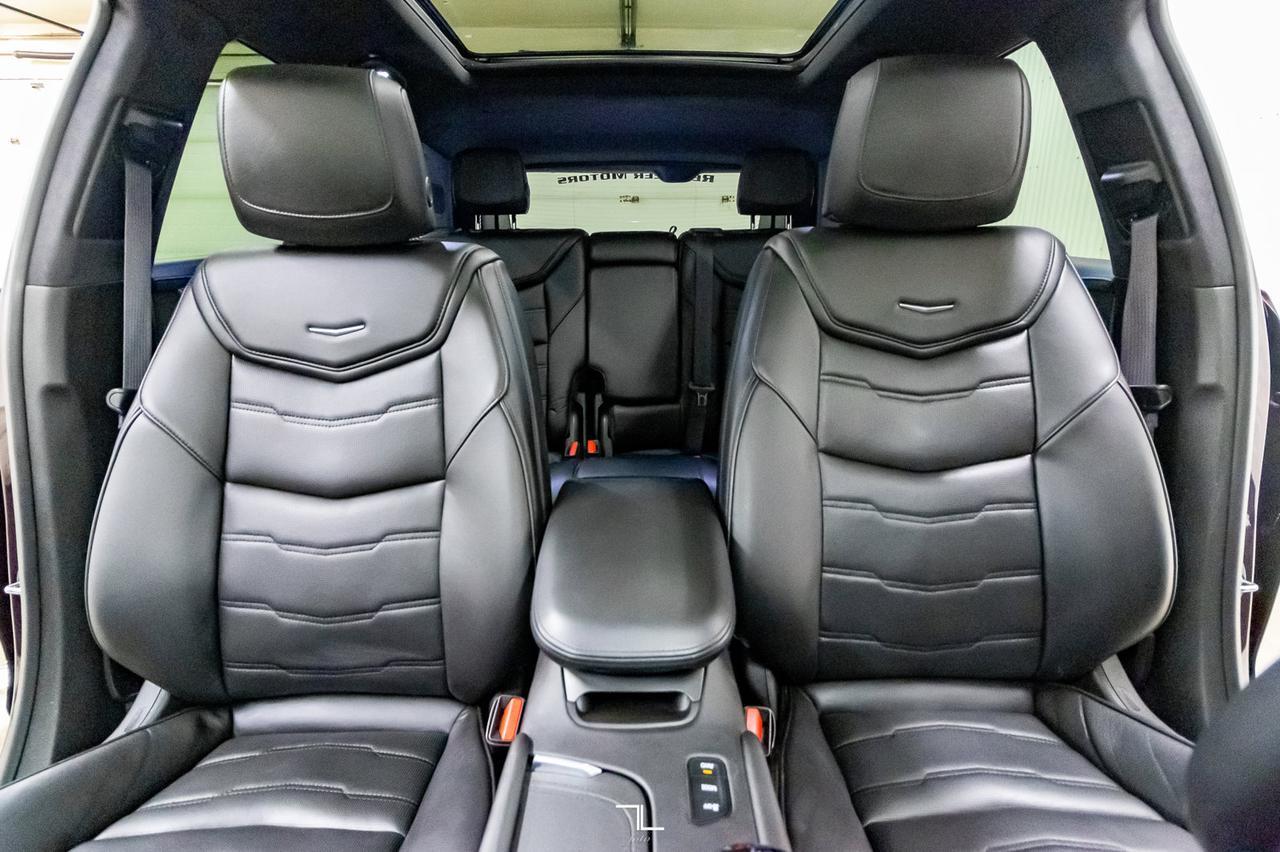 2017 Cadillac XT5 AWD Platinum Leather Roof Nav BCam Red Deer AB