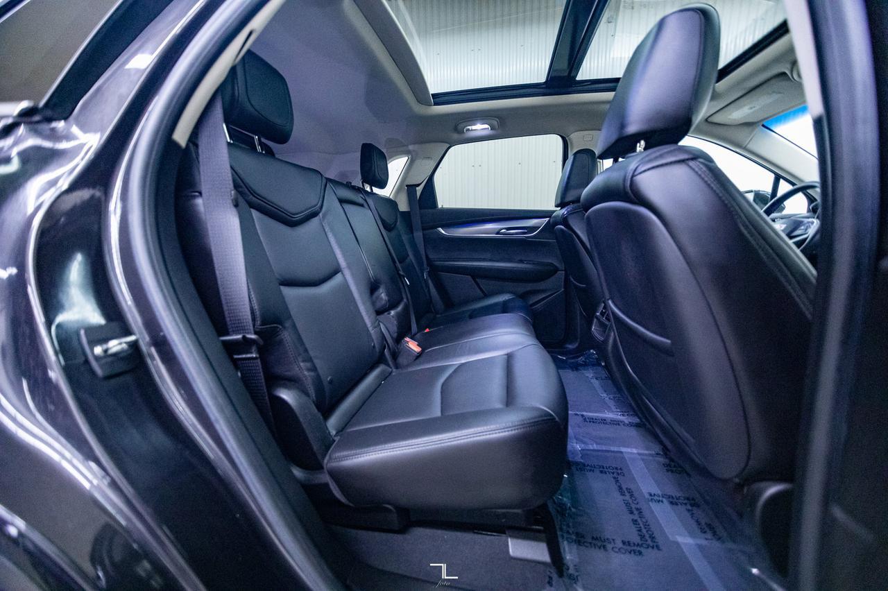 2017 Cadillac XT5 AWD Premium Luxury Leather Roof Nav Red Deer AB