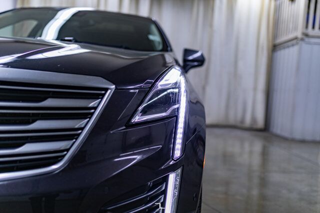 2017 Cadillac XT5 AWD Premium Luxury Leather Roof Nav Red Deer AB