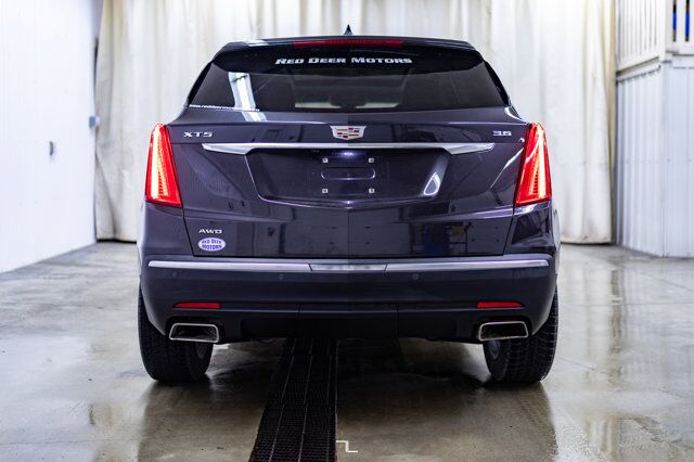 2017 Cadillac XT5 AWD Premium Luxury Leather Roof Nav Red Deer AB