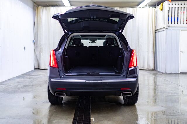 2017 Cadillac XT5 AWD Premium Luxury Leather Roof Nav Red Deer AB