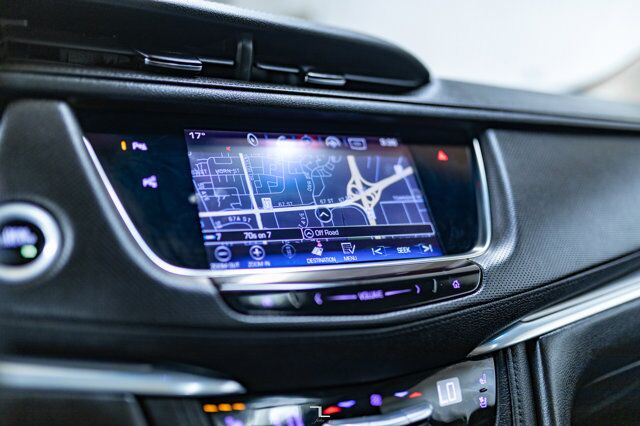 2017 Cadillac XT5 AWD Premium Luxury Leather Roof Nav Red Deer AB