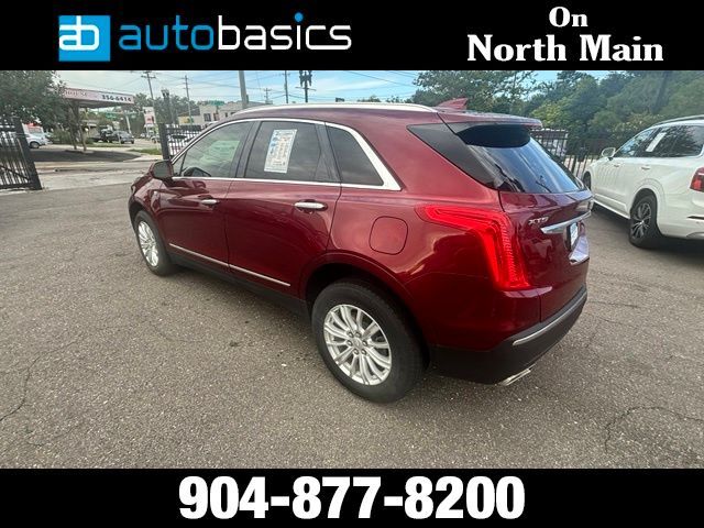 2017 Cadillac XT5 Base