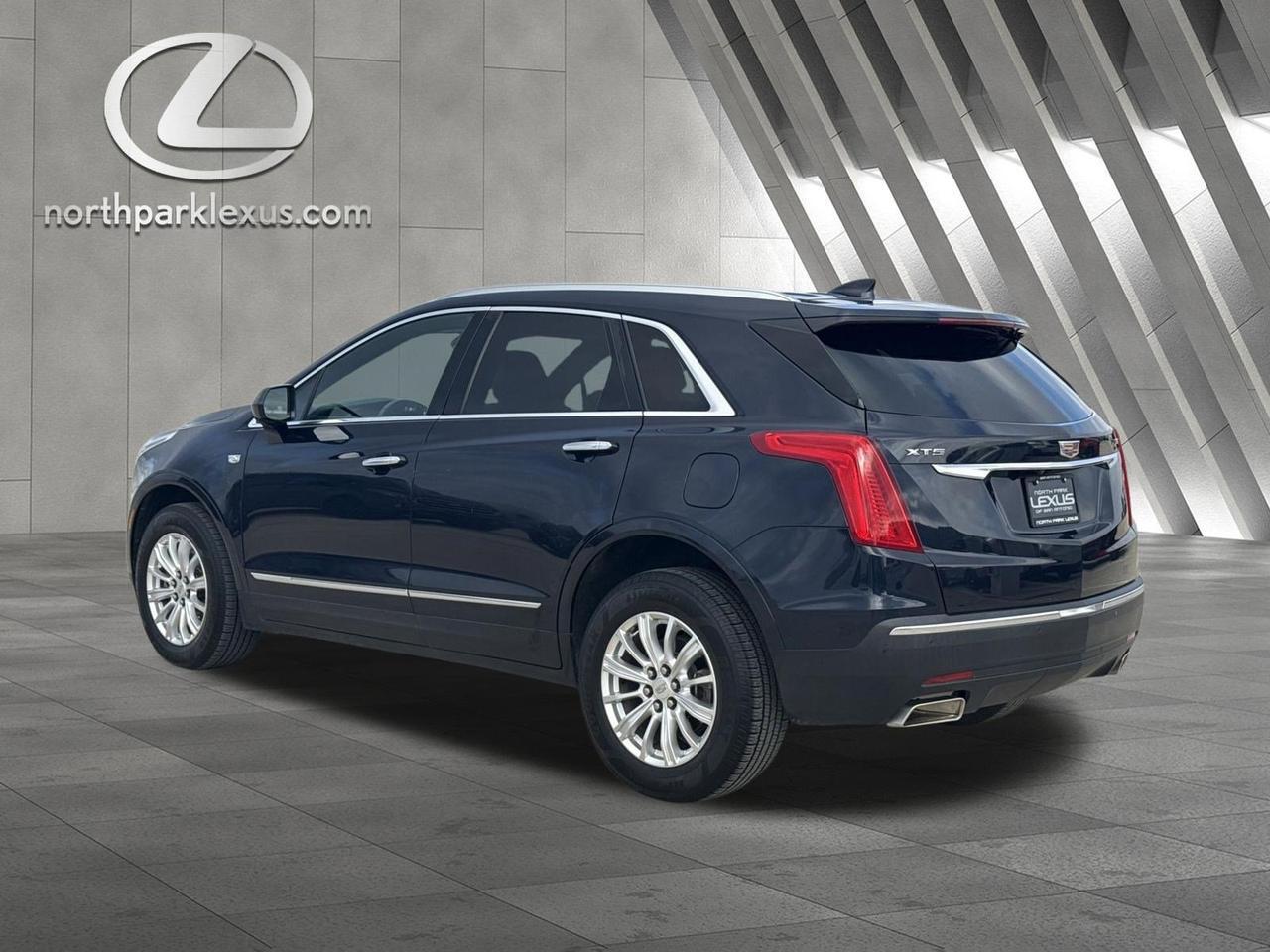 2017 Cadillac XT5 FWD