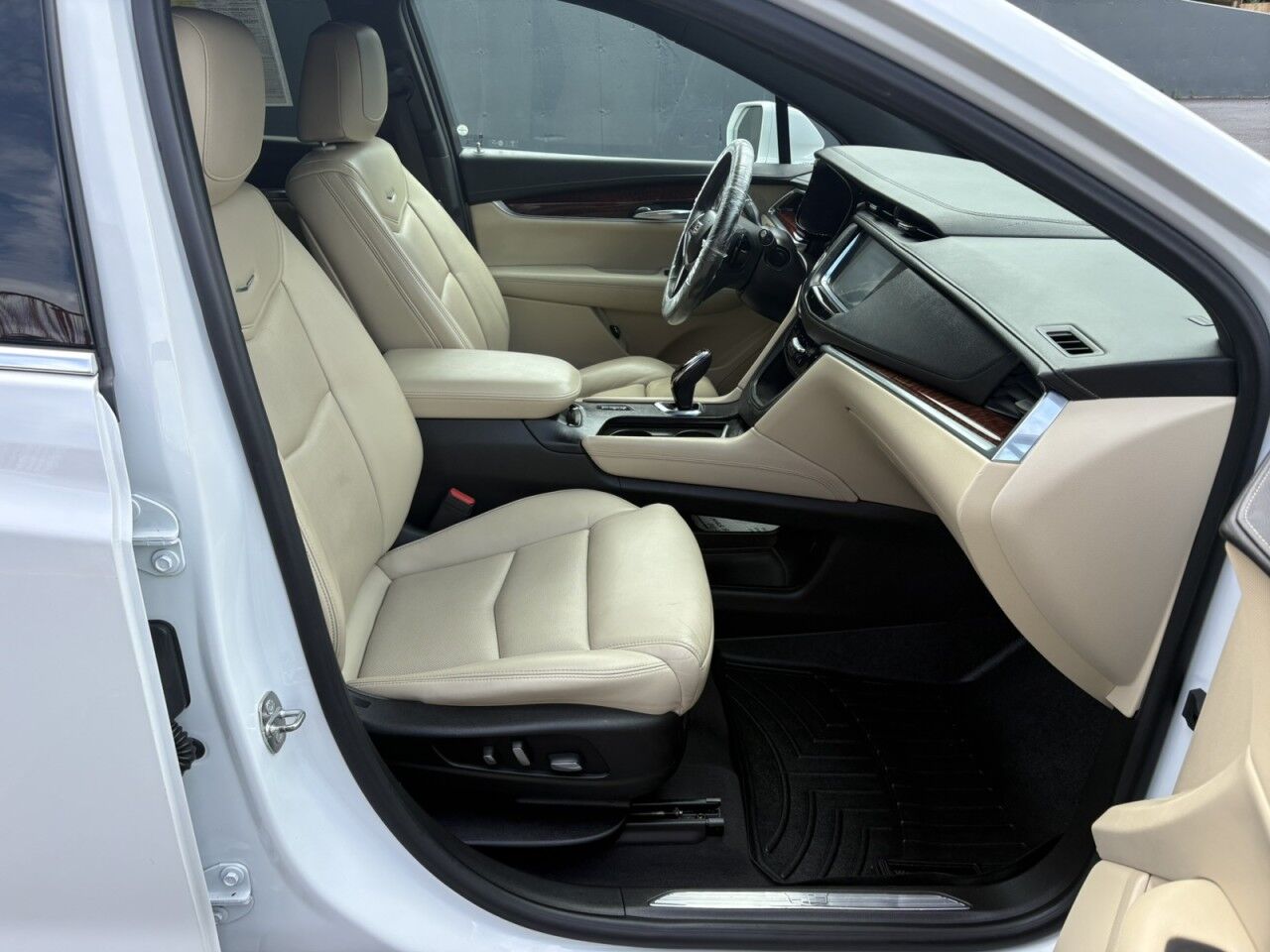 2017 Cadillac XT5 Luxury AWD Fitchburg MA