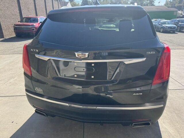 2017 Cadillac XT5 Luxury AWD North Versailles PA